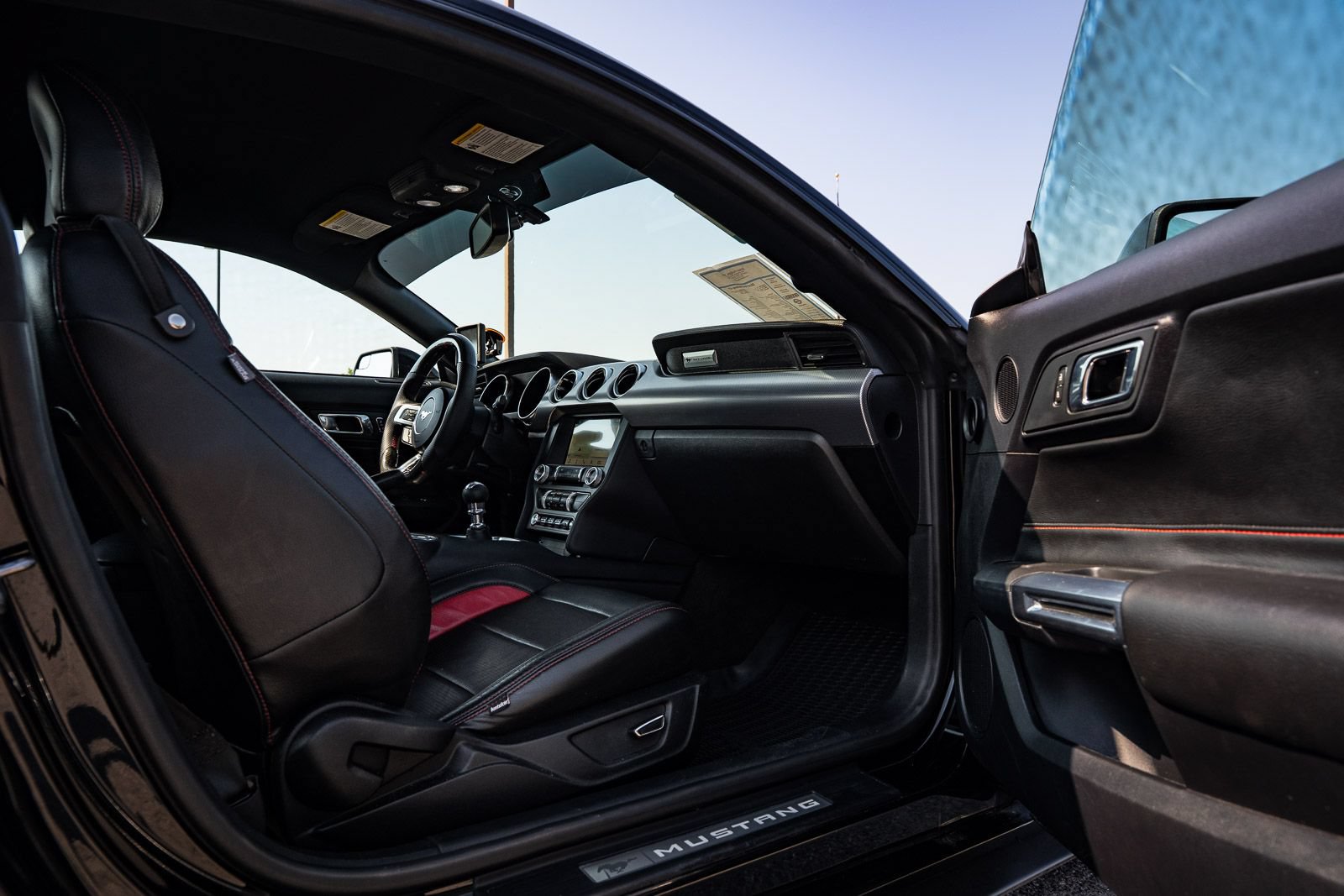Certified 2018 Ford Mustang GT RWD image 15