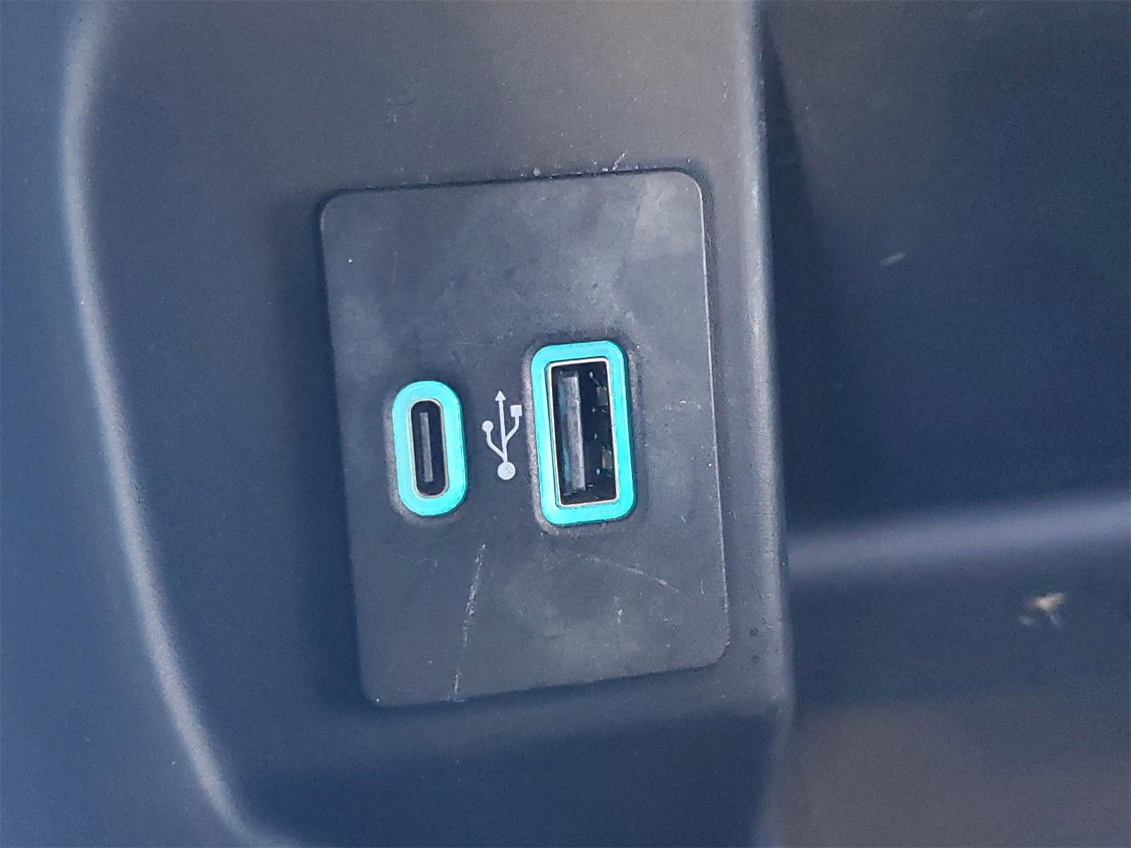 Certified 2021 Ford F150 XLT w/ Equipment Group 302A High image 29