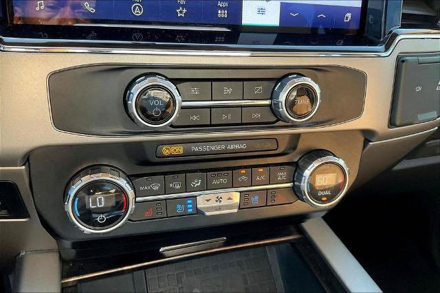 Certified 2022 Ford F250 Lariat w/ Lariat Ultimate Package AWD/4WD image 31