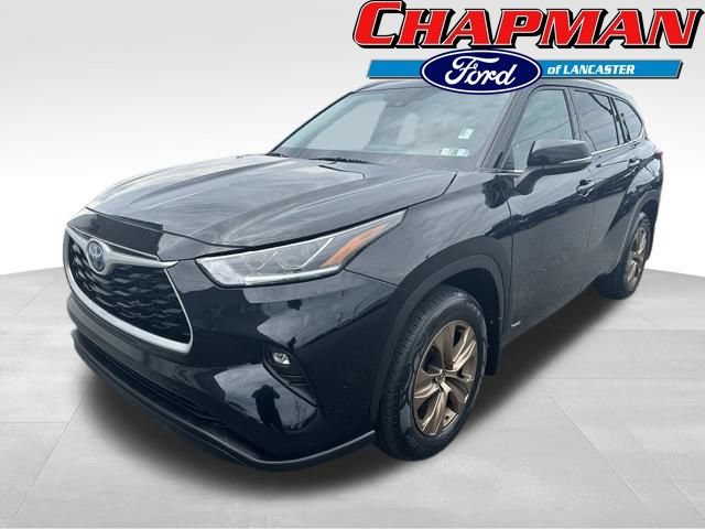 Used 2022 Toyota Highlander Bronze Edition
