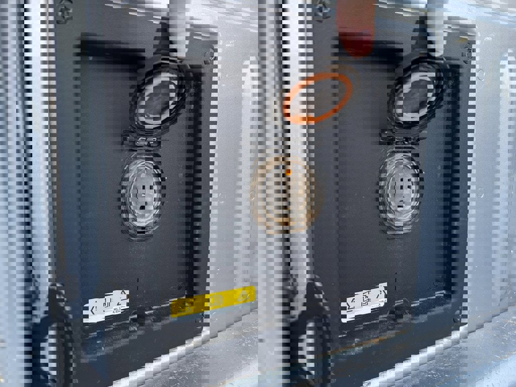 Certified 2025 Ford F150 Lariat image 8