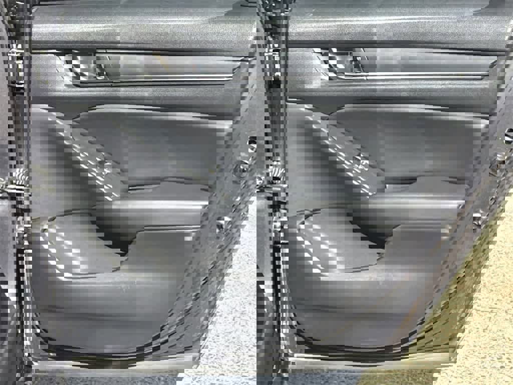 Used 2019 Honda Accord LX image 15