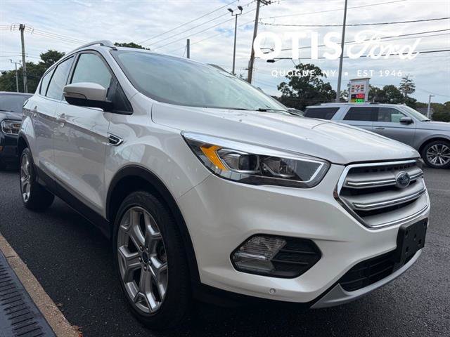 Certified 2019 Ford Escape Titanium AWD/4WD image 1