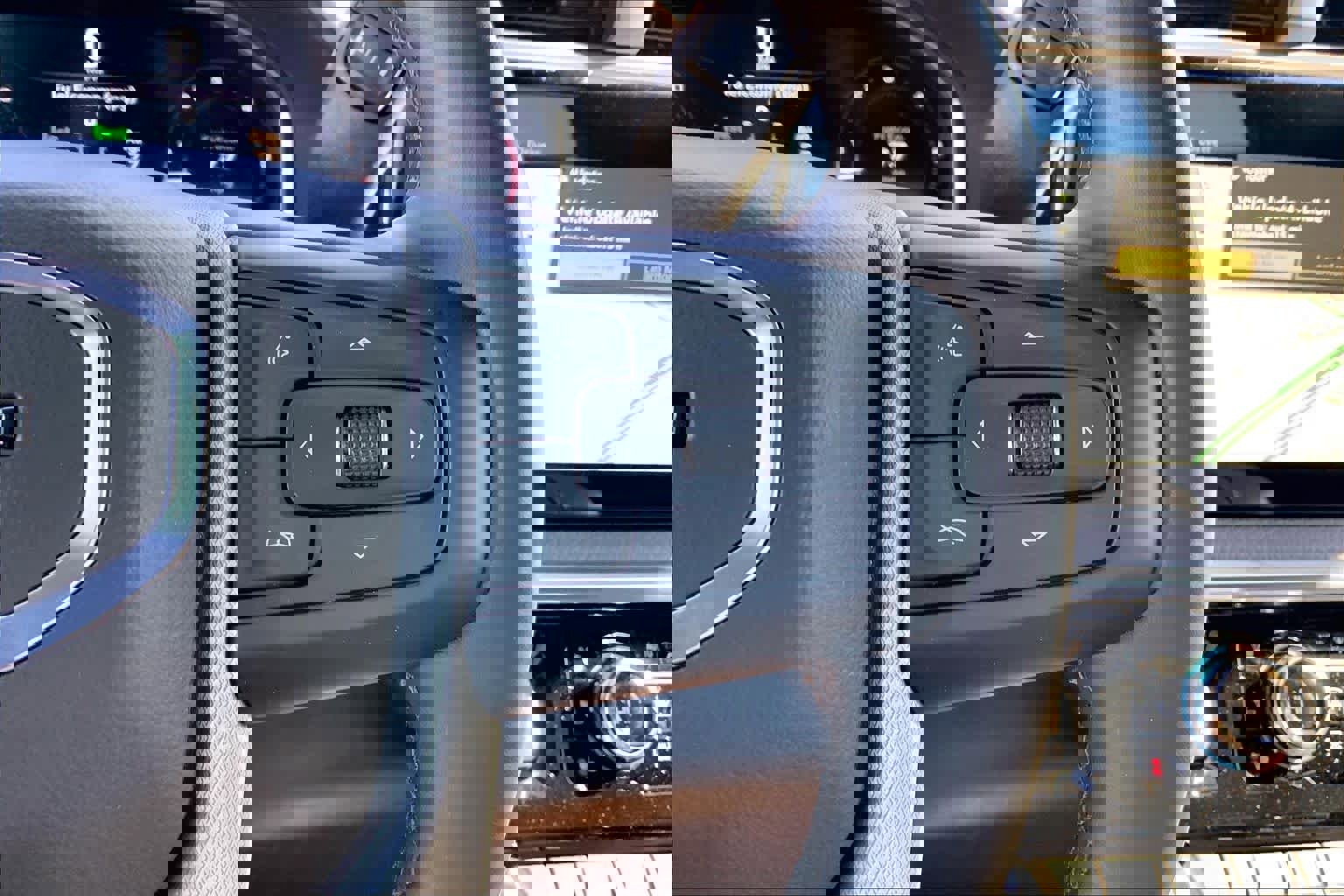 Used 2024 GMC Sierra 2500 Denali w/ Denali Reserve Package image 25