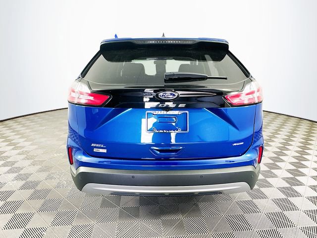 Certified 2024 Ford Edge SEL w/ Convenience Package AWD/4WD image 11