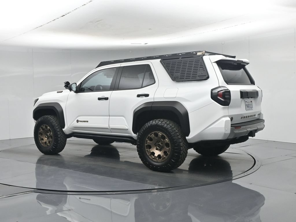 Used 2025 Toyota 4Runner Trailhunter AWD/4WD image 31