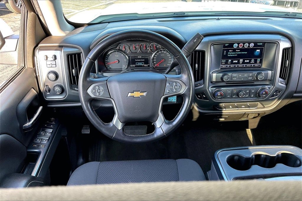 Used 2018 Chevrolet Silverado 1500 LT w/ All Star Edition image 4