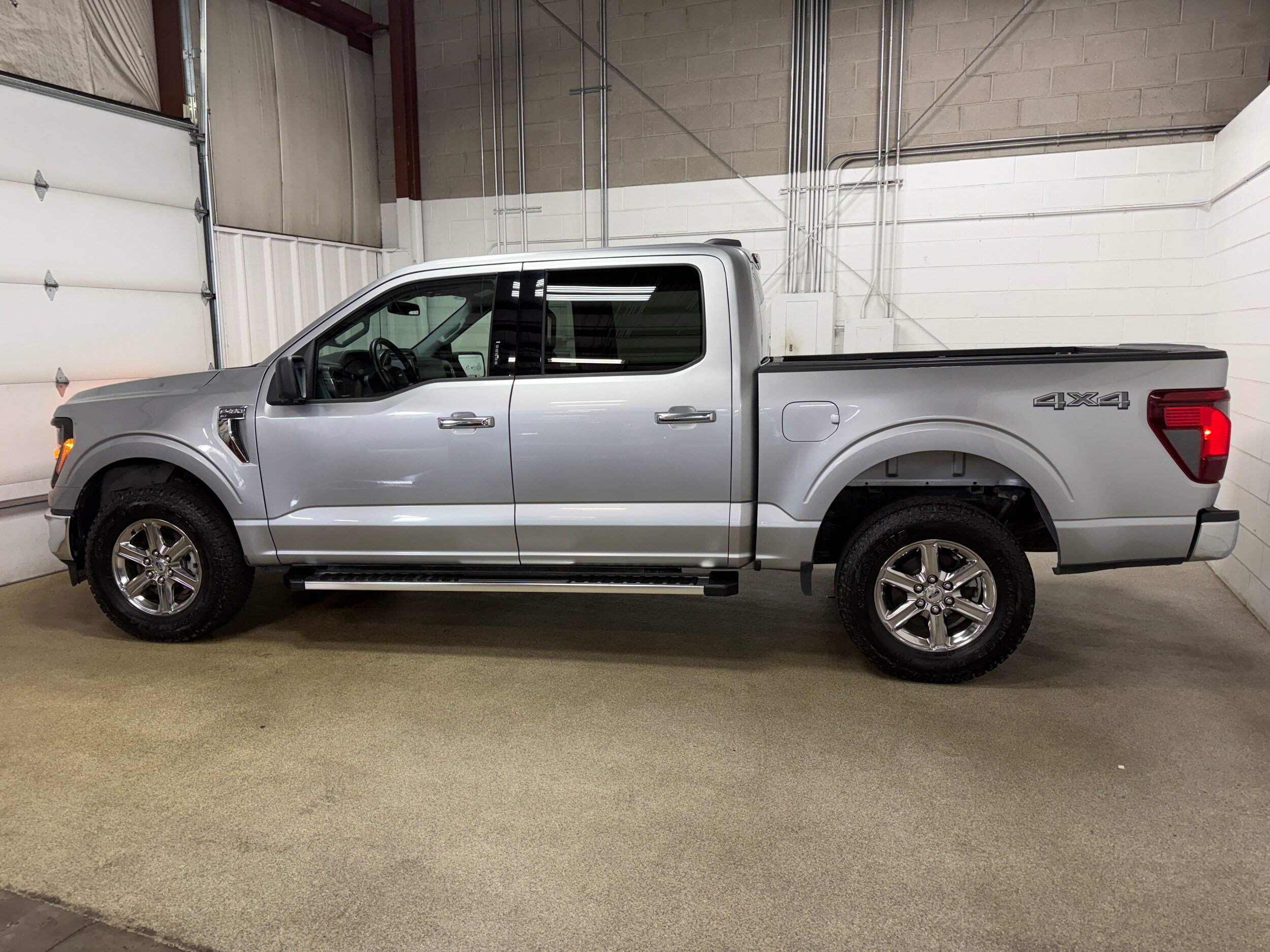 Certified 2024 Ford F150 XLT AWD/4WD image 6