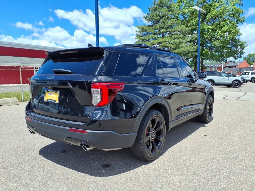 Certified 2023 Ford Explorer ST-Line AWD/4WD image 6