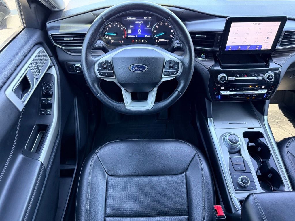 Certified 2021 Ford Explorer Limited AWD/4WD image 18