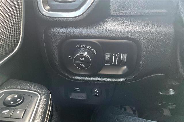 Used 2021 RAM 1500 Laramie image 36
