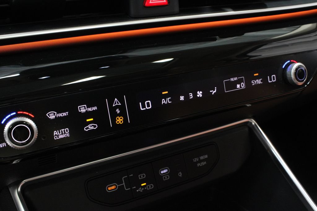 Used 2025 Kia Carnival SX Prestige FWD image 33