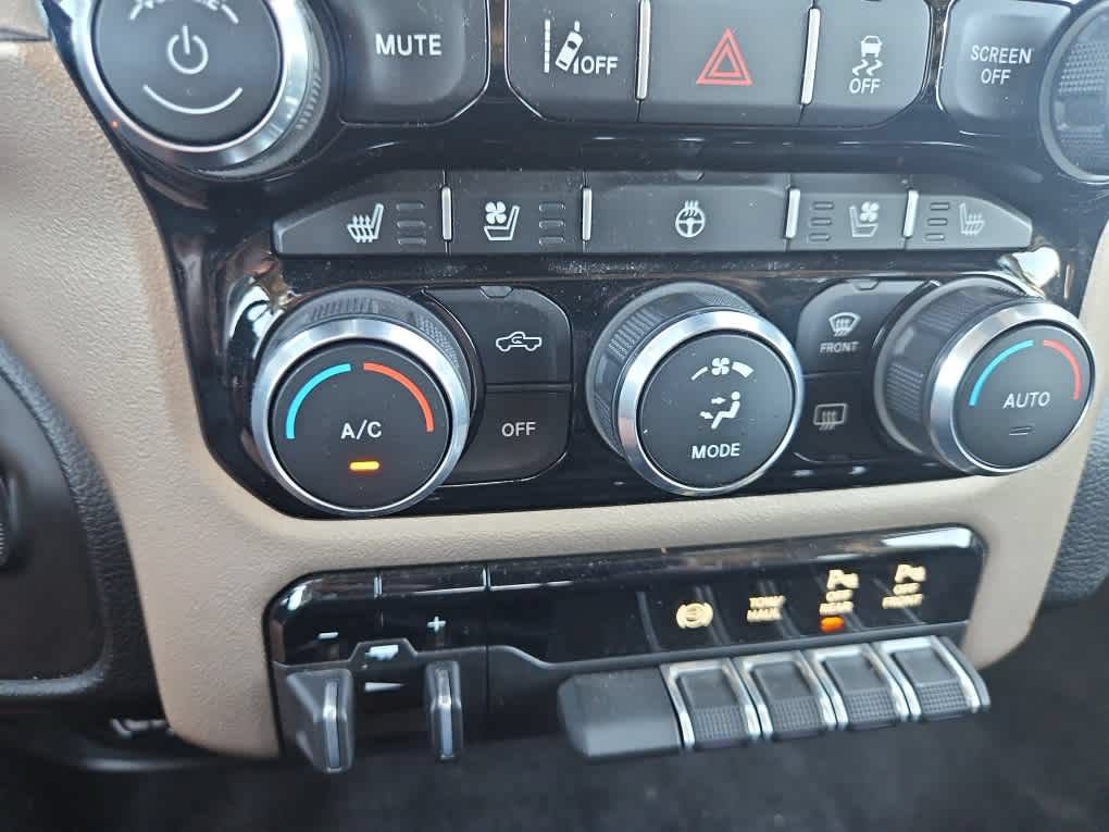 Used 2024 RAM 2500 Laramie w/ Safety Group AWD/4WD image 16