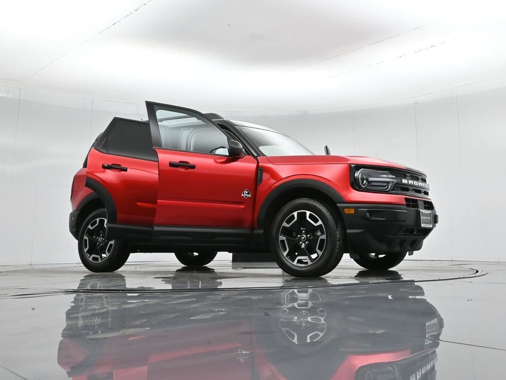 Certified 2023 Ford Bronco Sport Outer Banks w/ Tech Package image 55