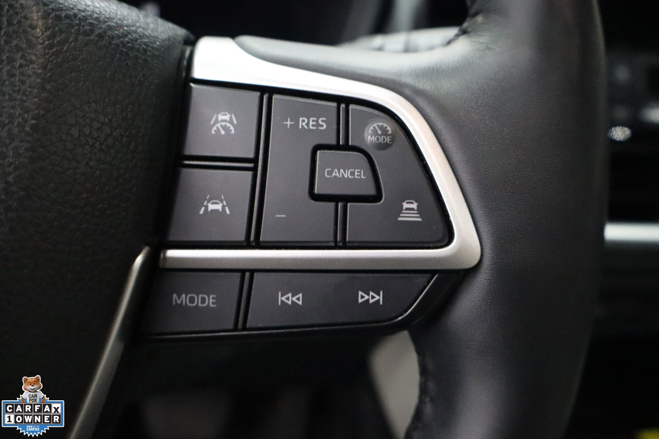 Used 2024 Toyota Grand Highlander AWD image 16
