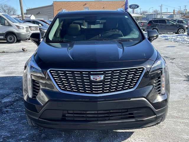 Used 2022 Cadillac XT4 Luxury w/ Cold Weather Package image 8