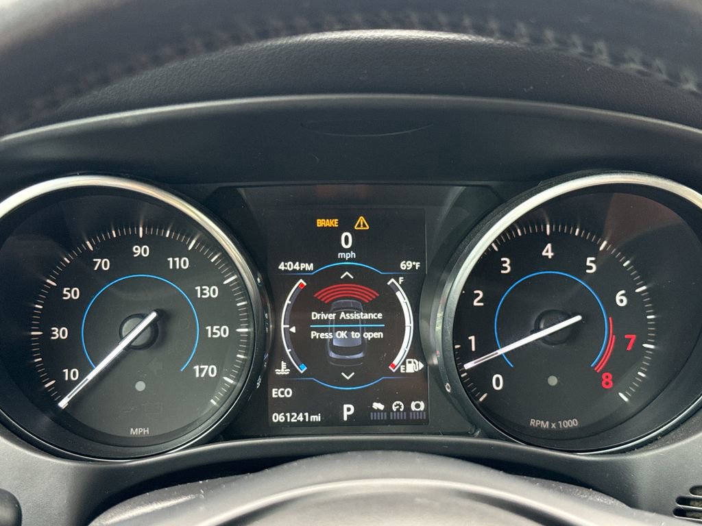 Used 2017 Jaguar F-PACE Premium image 17