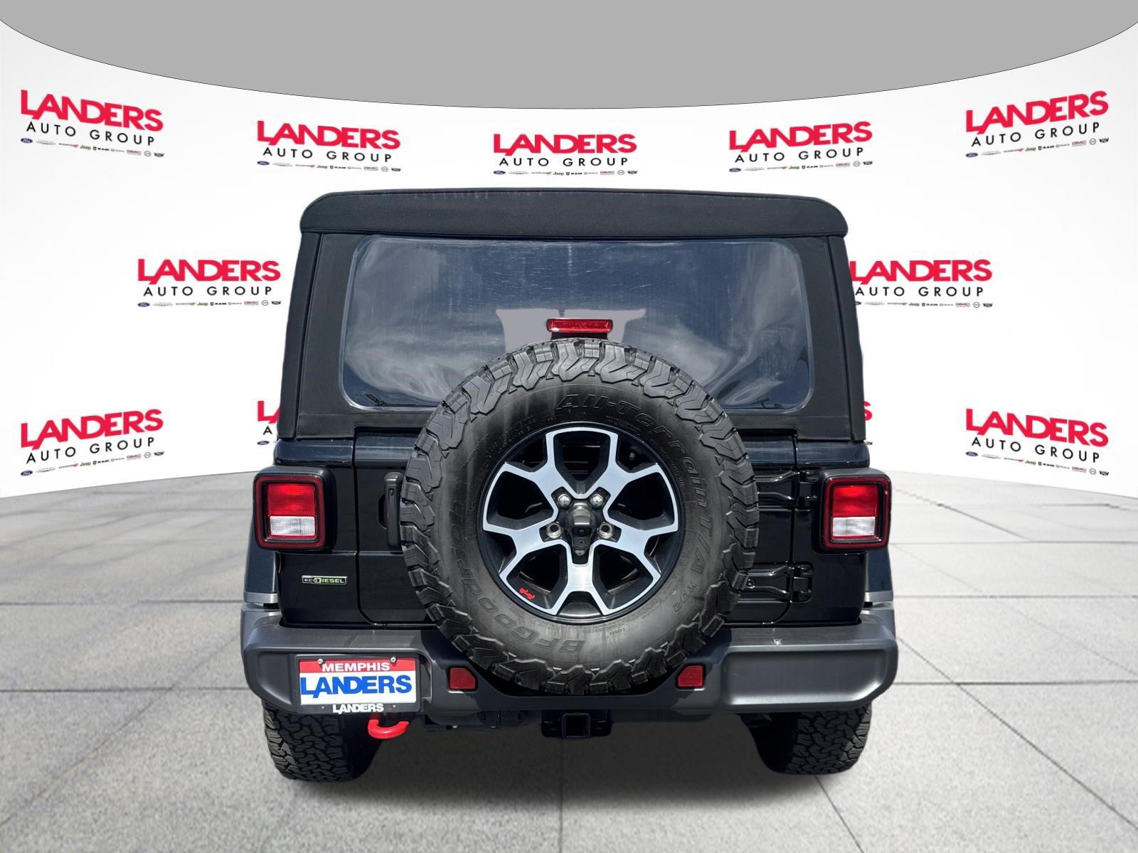 Used 2023 Jeep Wrangler Unlimited Rubicon AWD/4WD image 4