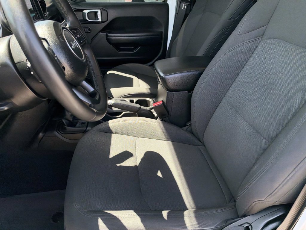 Used 2023 Jeep Gladiator Sport AWD/4WD image 22