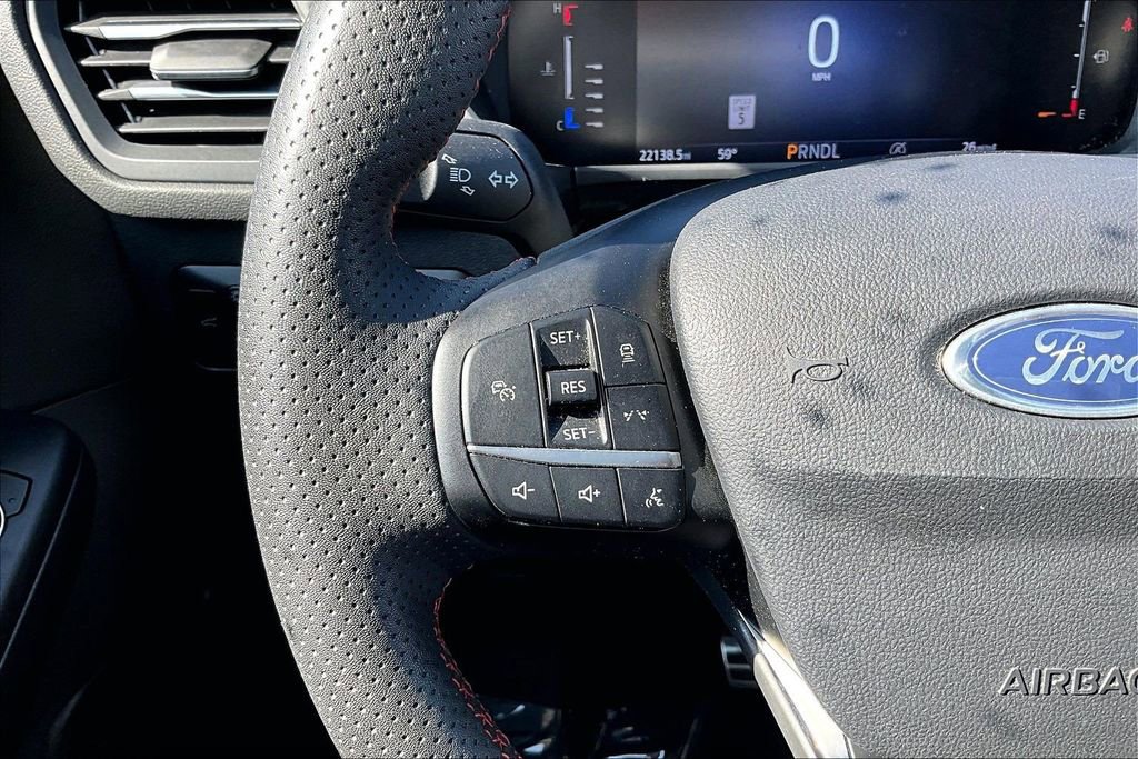 Certified 2023 Ford Escape ST-Line w/ Tech Pack #1 AWD/4WD image 17