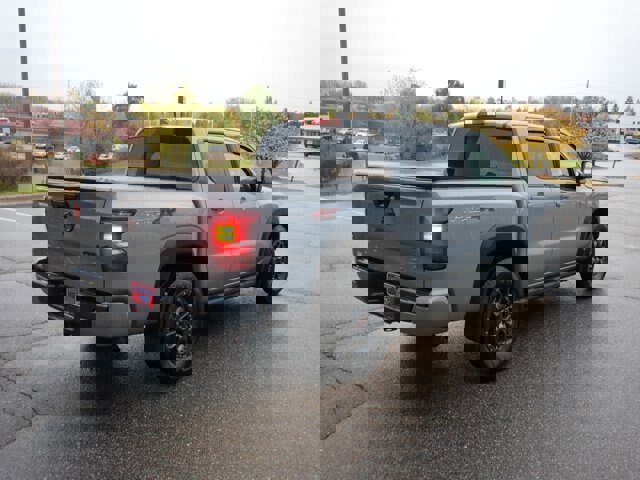 Used 2023 Nissan Frontier PRO-4X w/ Pro-4X Premium Package image 3