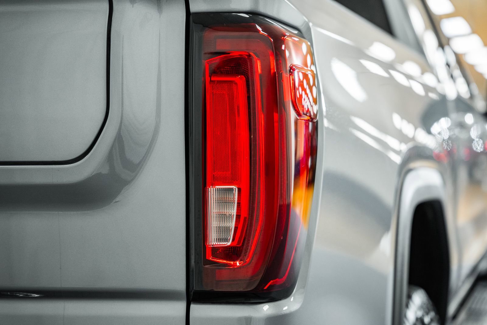 Used 2023 GMC Sierra 1500 AT4X image 21