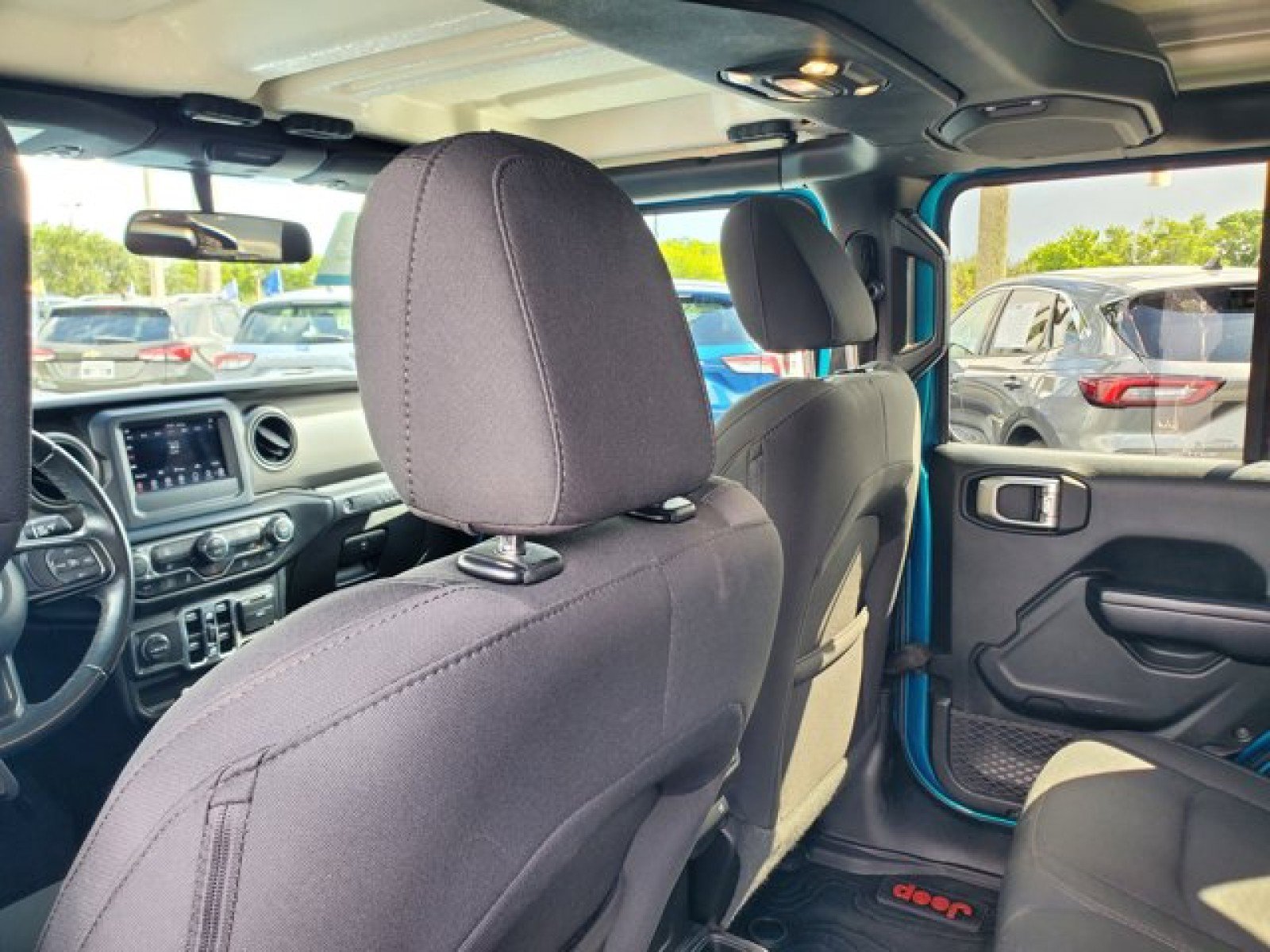 Used 2020 Jeep Wrangler Unlimited Sport S image 27