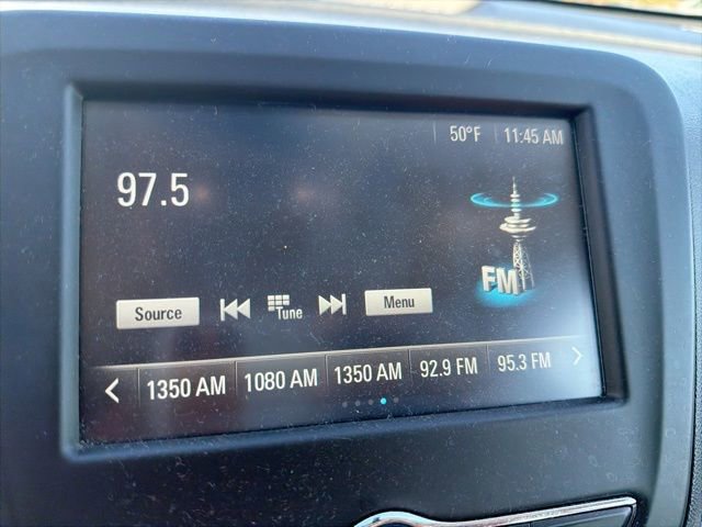 Used 2018 Chevrolet Equinox LS image 26