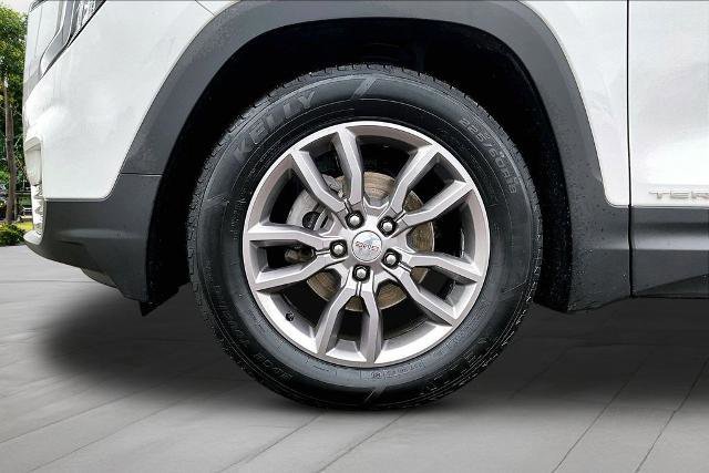Used 2024 GMC Terrain SLT AWD/4WD image 11