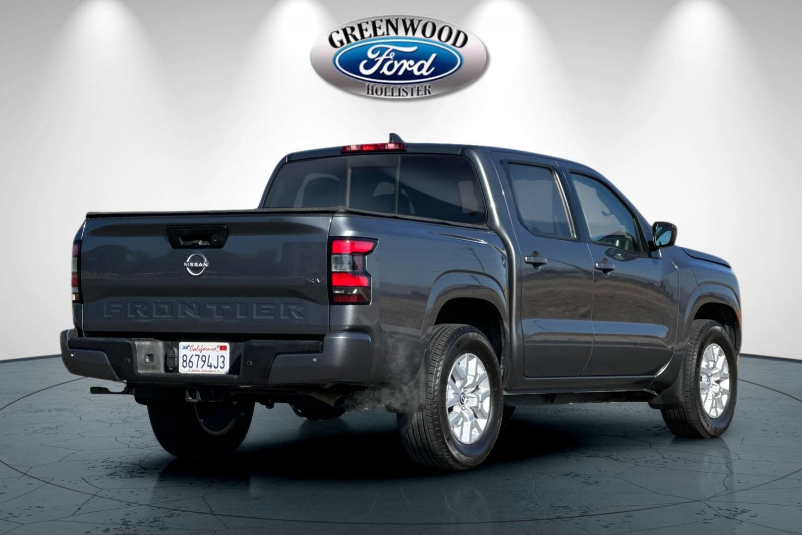 Used 2022 Nissan Frontier SV image 4