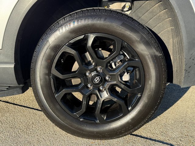 Used 2023 Hyundai Santa Fe XRT w/ Cargo Package image 13