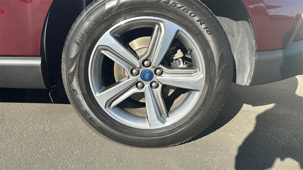 Certified 2019 Ford Edge SEL w/ Equipment Group 201A image 8