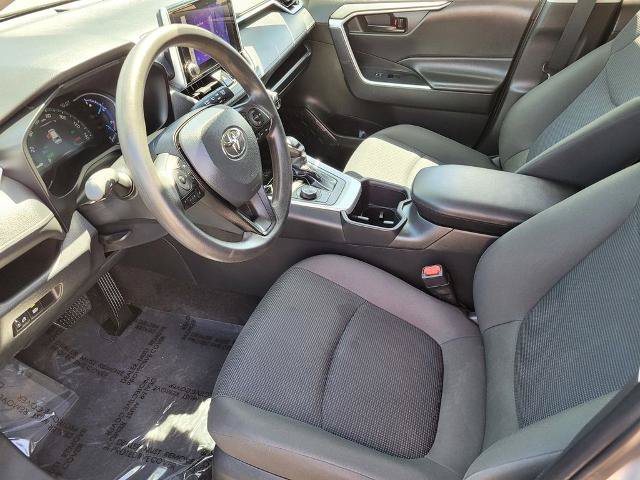 Used 2024 Toyota RAV4 LE AWD/4WD image 15