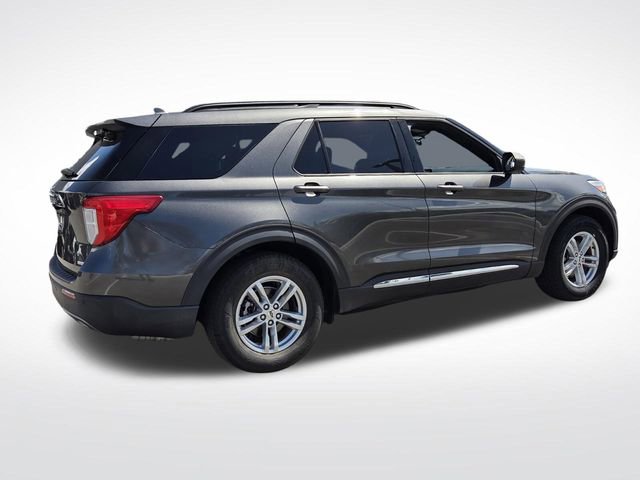 Certified 2020 Ford Explorer XLT w/ Equipment Group 202A image 9
