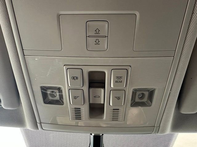 Used 2019 Volkswagen Tiguan SEL FWD image 27