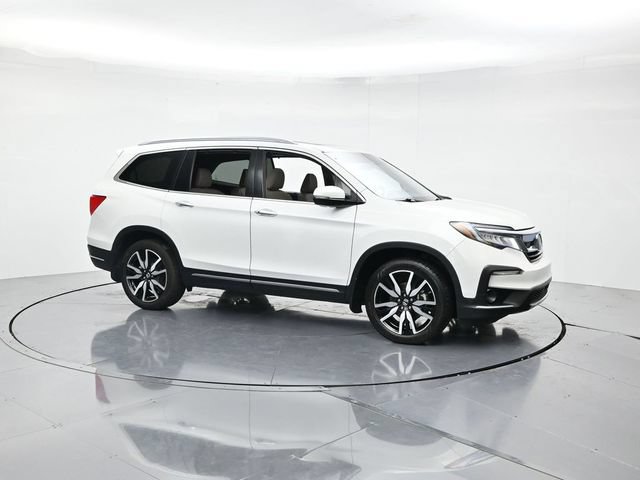 Used 2022 Honda Pilot Touring image 3