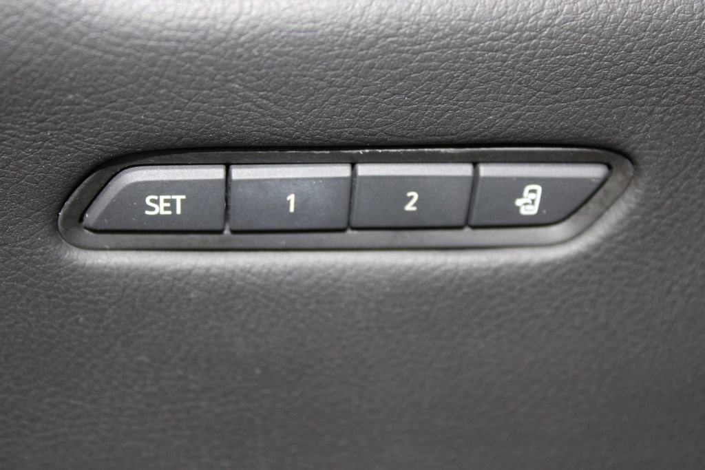 Used 2024 Cadillac XT5 Premium Luxury AWD/4WD image 36