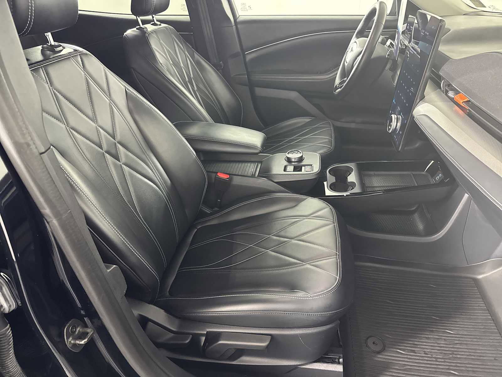 Certified 2021 Ford Mustang Mach-E Select w/ Comfort/Technology Package image 15