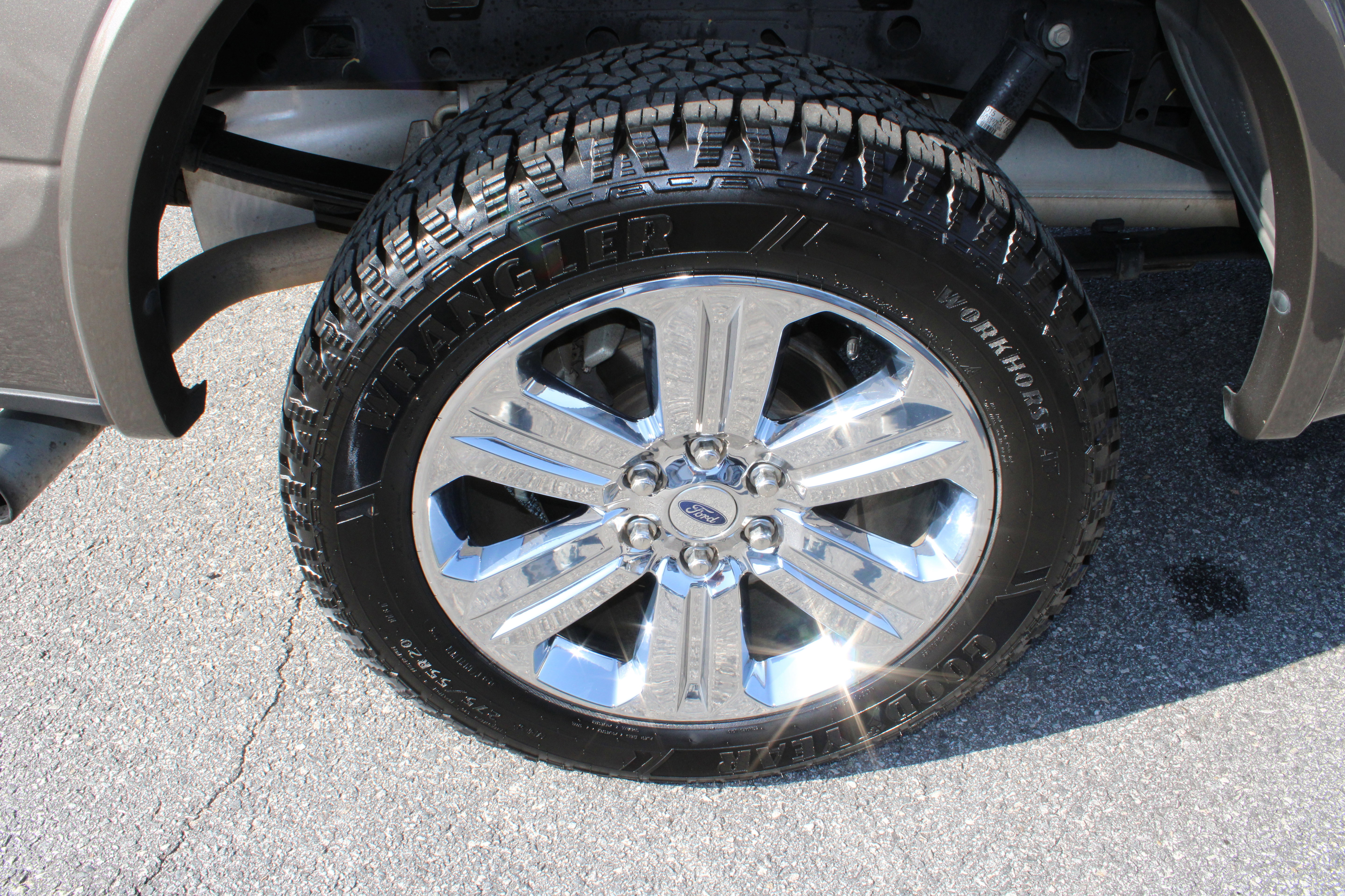 Certified 2020 Ford F150 Lariat w/ Equipment Group 502A Luxury image 12