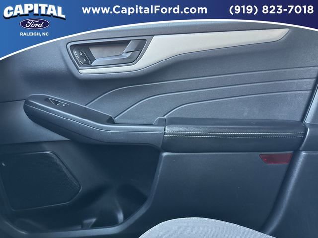 Certified 2022 Ford Escape SE w/ Convenience Package image 27