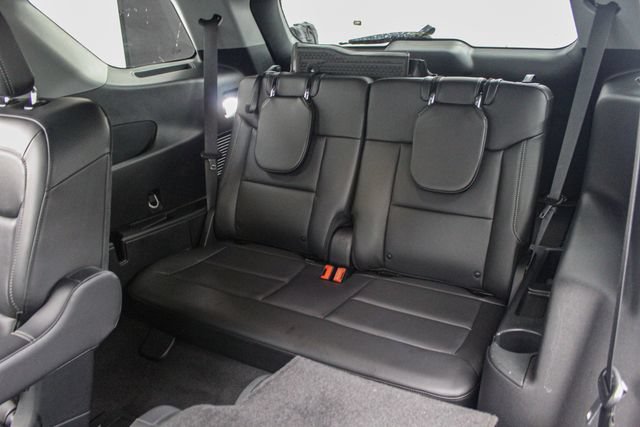 Certified 2023 Ford Explorer XLT w/ Equipment Group 202A AWD/4WD image 21