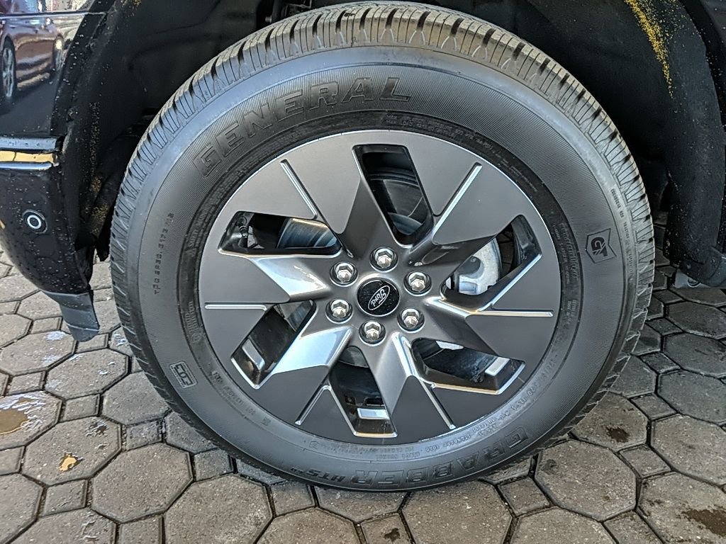 Certified 2022 Ford F150 Lightning Lariat image 10