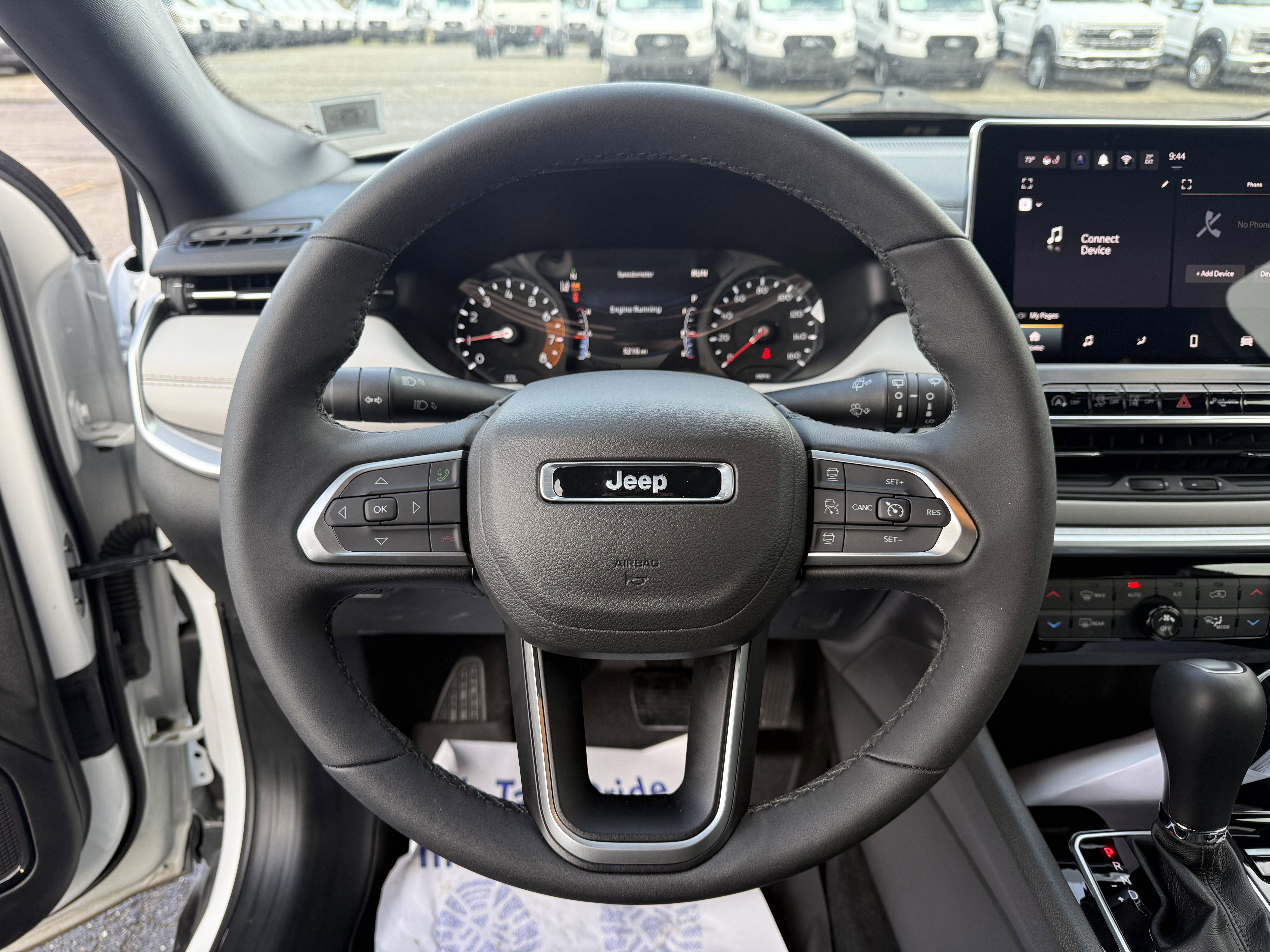 Used 2025 Jeep Compass Limited image 12