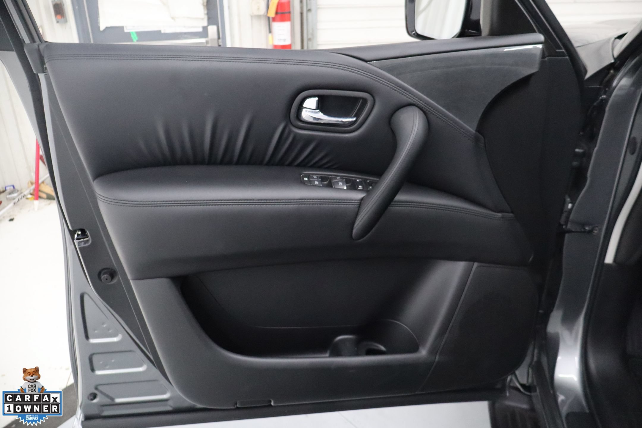 Used 2024 Nissan Armada SV w/ Cargo Package AWD/4WD image 12