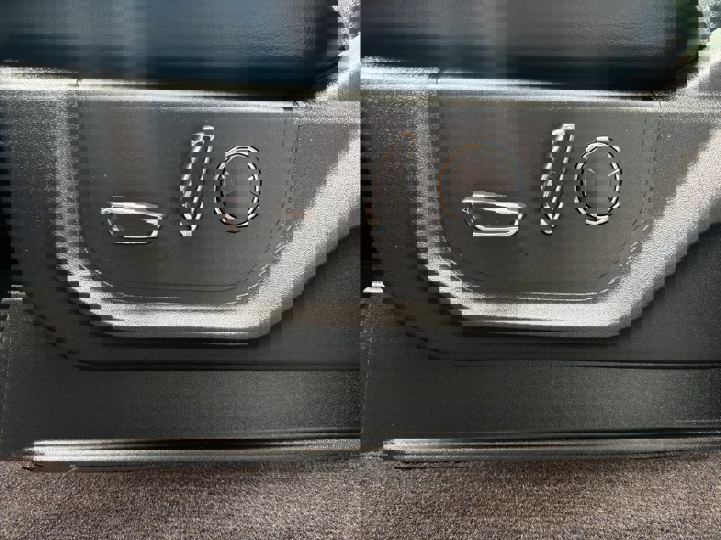 Certified 2018 Ford F150 Lariat w/ Equipment Group 502A Luxury image 23