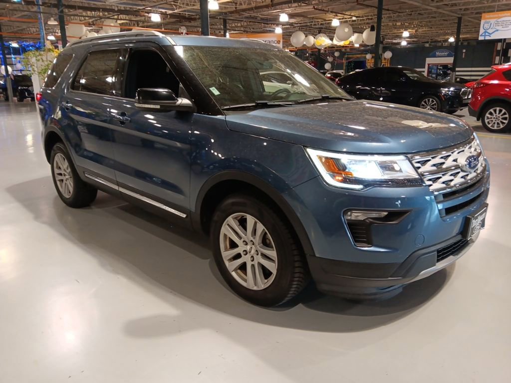 Certified 2018 Ford Explorer XLT w/ Equipment Group 201A image 4