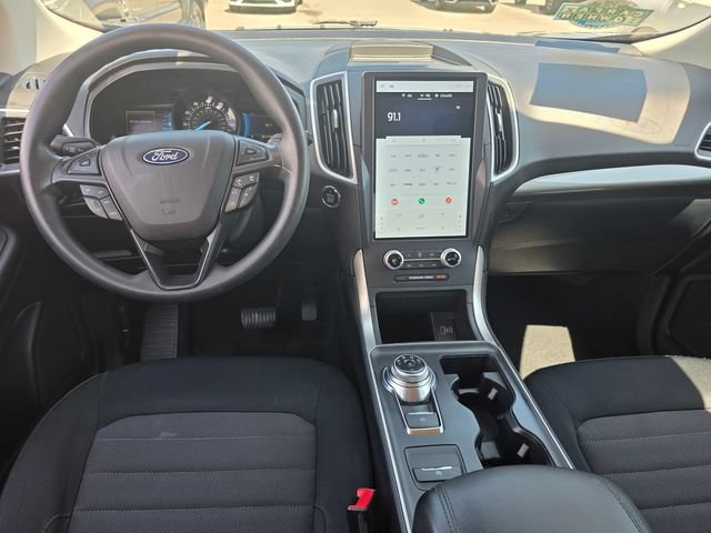 Certified 2023 Ford Edge SE w/ Black Appearance Package AWD/4WD image 11