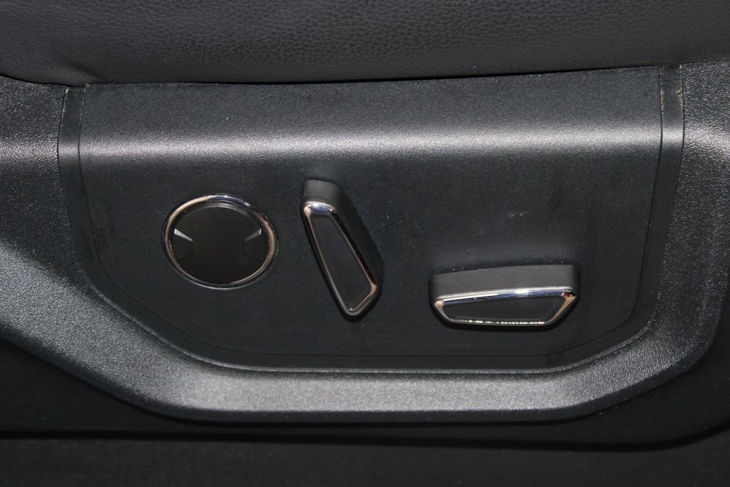 Certified 2021 Ford Expedition Limited RWD image 30