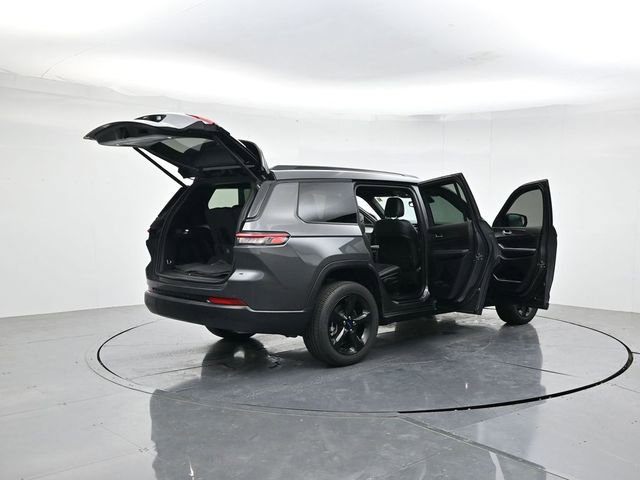 Used 2023 Jeep Grand Cherokee L Altitude AWD/4WD image 52