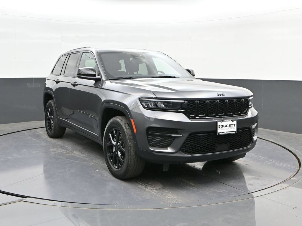 Used 2024 Jeep Grand Cherokee Altitude AWD/4WD image 22